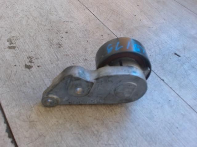 bontott MAZDA 2 Szíjfeszítő Görgő