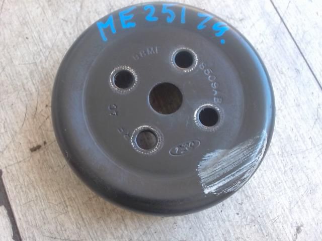 bontott MAZDA 2 Vízpumpa Szíjtárcsa