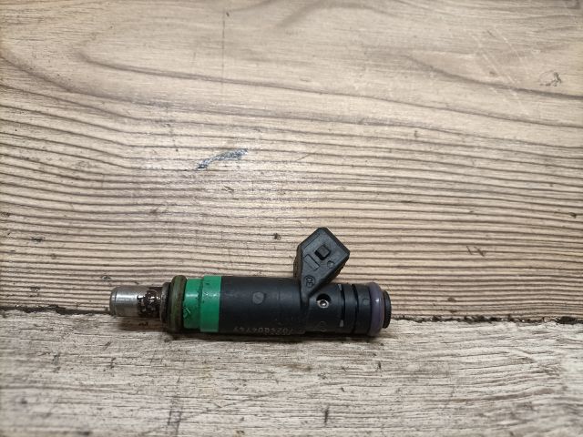 bontott MAZDA 2 Porlasztó (1 db)