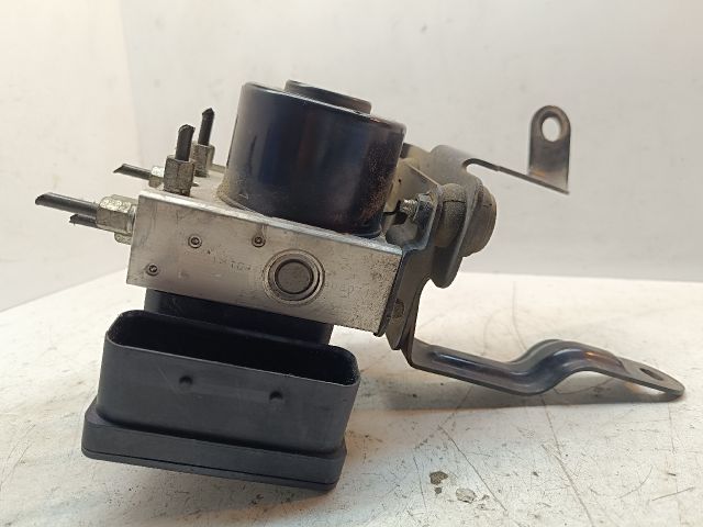 bontott MAZDA 2 ABS Kocka