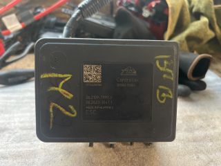 bontott MAZDA 2 ABS Kocka