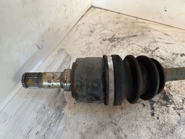 bontott MAZDA 2 Bal Féltengely