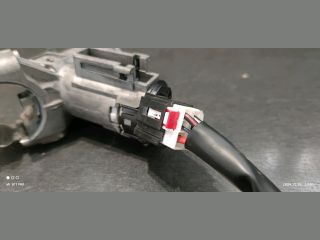 bontott MAZDA 2 Gyújtáskapcsoló Házzal