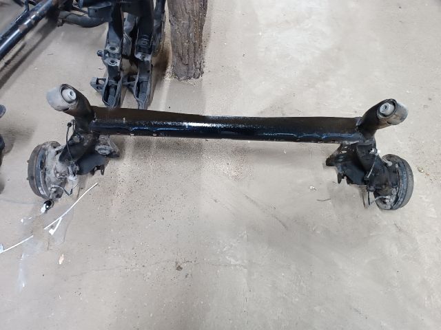 bontott MAZDA 2 Hátsó Híd (Dobfékes)