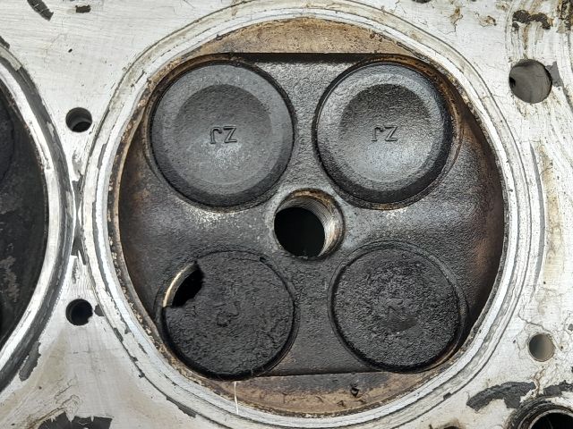 bontott MAZDA 2 Hengerfej