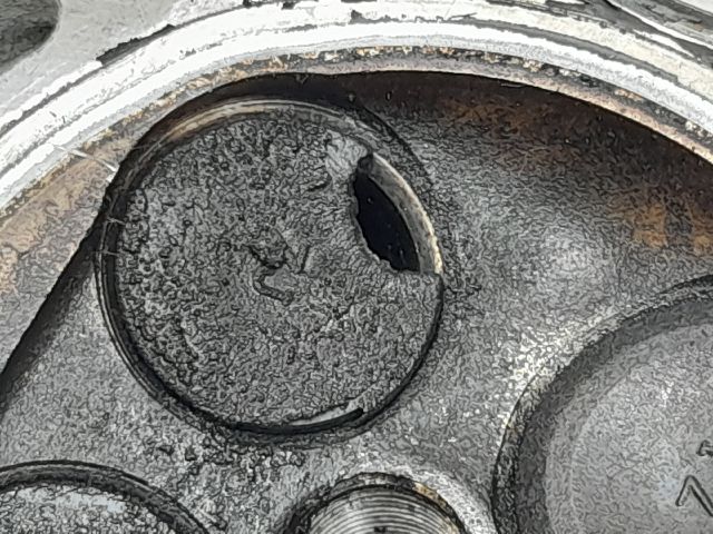 bontott MAZDA 2 Hengerfej