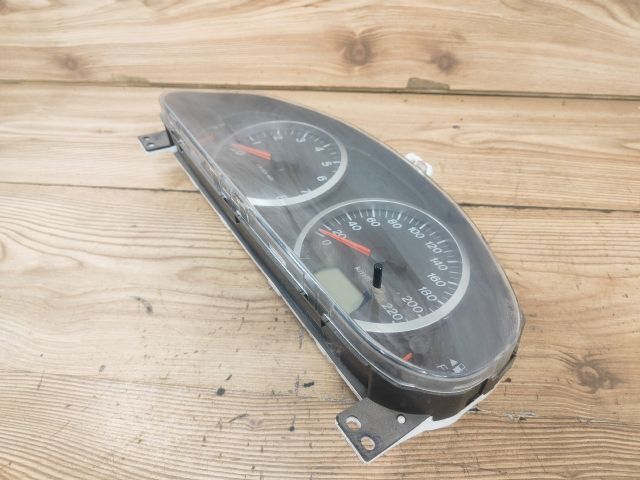 bontott MAZDA 2 Kilométeróra