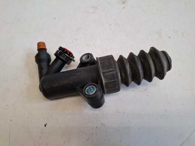 bontott MAZDA 2 Kuplung Munkahenger