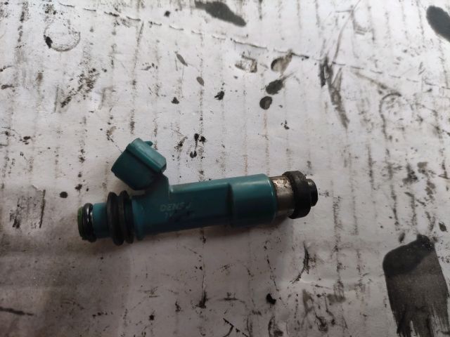 bontott MAZDA 2 Porlasztó (1 db)