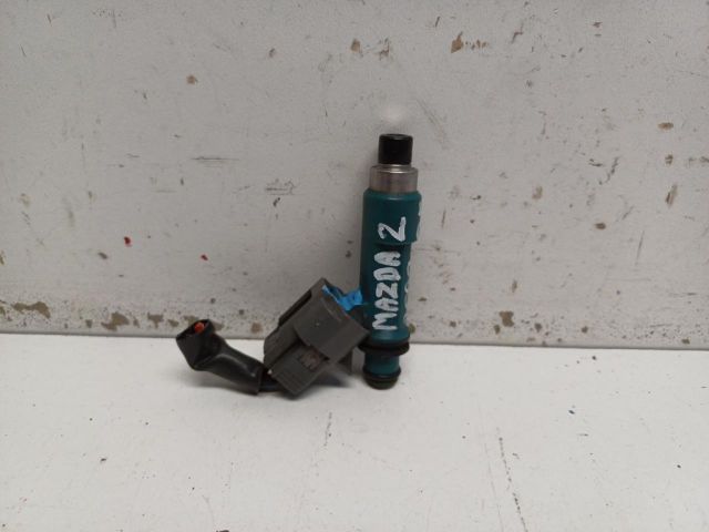 bontott MAZDA 2 Porlasztó (1 db)