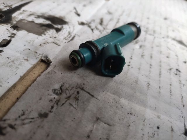 bontott MAZDA 2 Porlasztó (1 db)