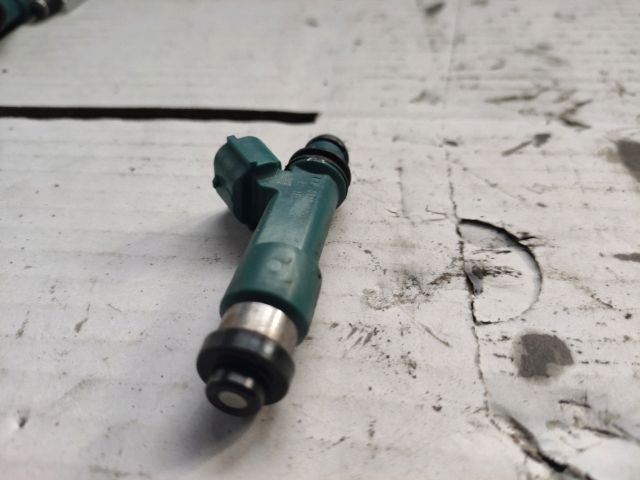 bontott MAZDA 2 Porlasztó (1 db)