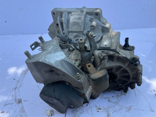 bontott MAZDA 2 Váltó (Mechanikus)