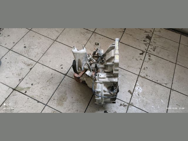 bontott MAZDA 2 Váltó (Mechanikus)