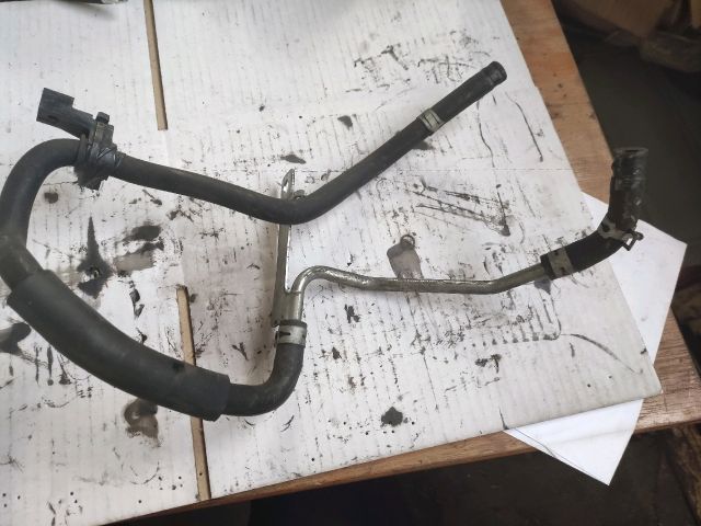 bontott MAZDA 2 Vízcső