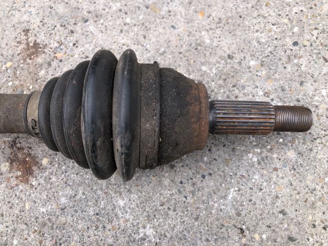 bontott MAZDA 2 Bal Féltengely