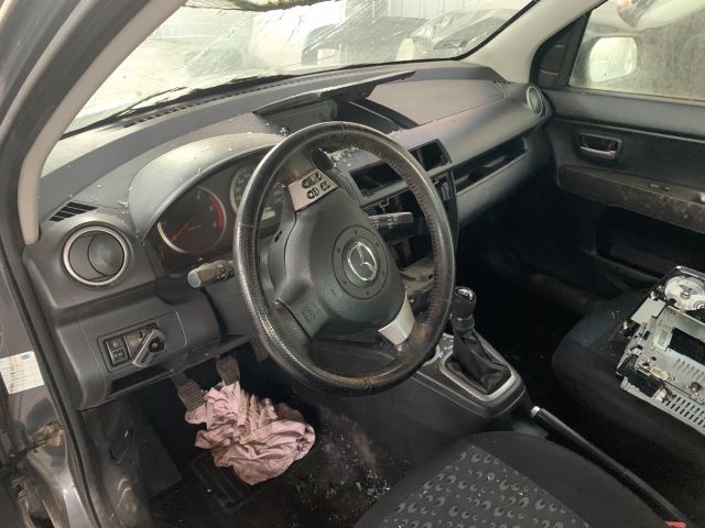 bontott MAZDA 2 Bal első Gólyaláb (Lengécsillapító, Rugó)