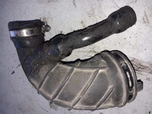 bontott MAZDA 2 Légbeömlő Cső