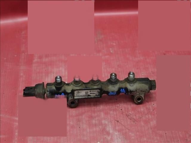 bontott MAZDA 2 Porlasztó Sor / Híd