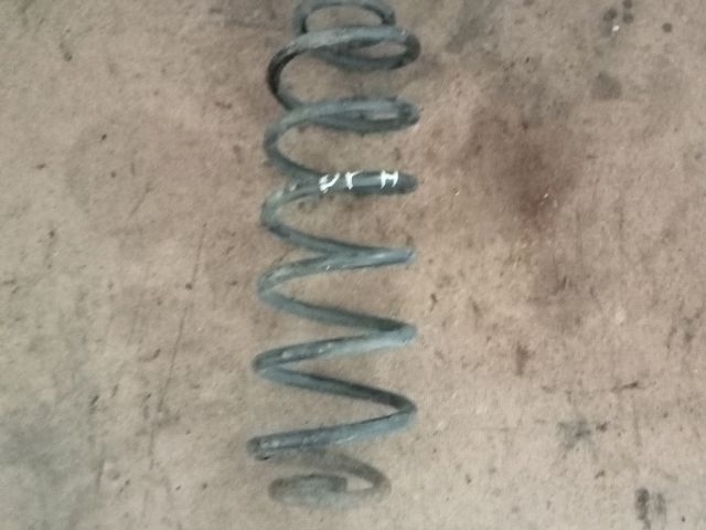 bontott MAZDA 2 Hátsó Rugó