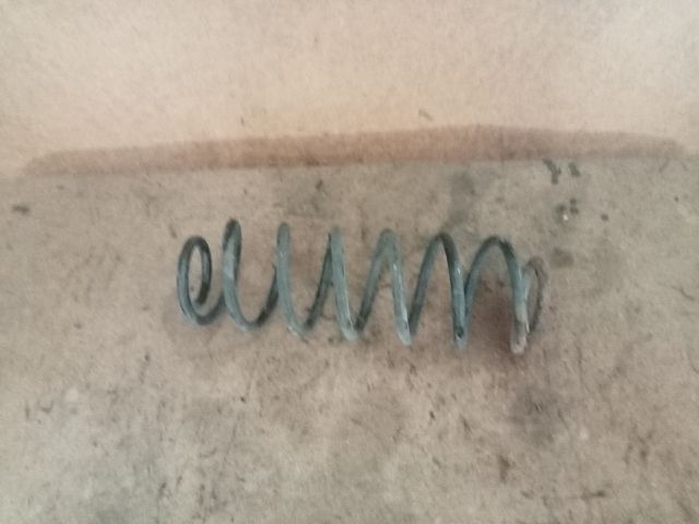 bontott MAZDA 2 Hátsó Rugó