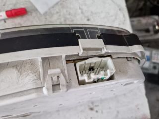 bontott MAZDA 2 Kilométeróra