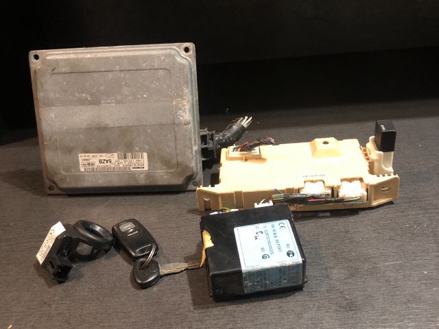 bontott MAZDA 2 Motorvezérlő