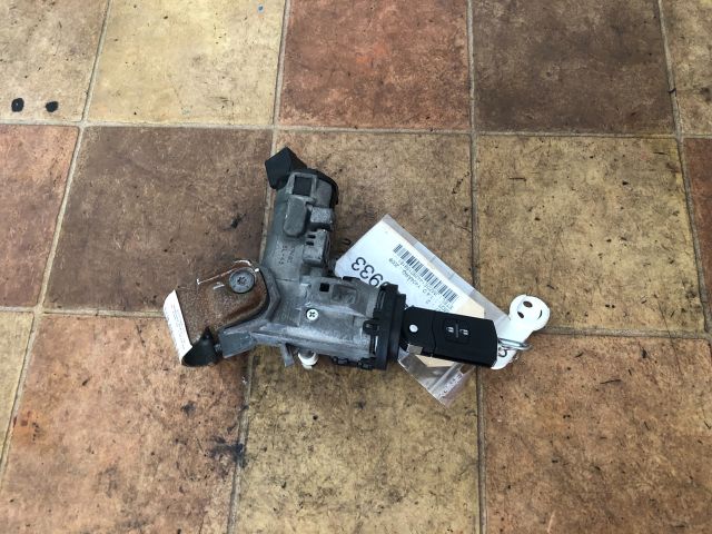 bontott MAZDA 2 Gyújtáskapcsoló