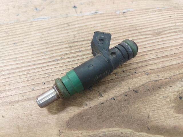 bontott MAZDA 2 Porlasztó (1 db)