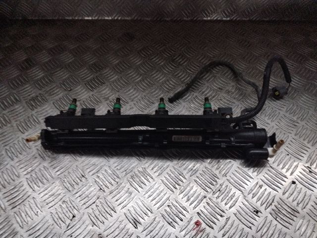 bontott MAZDA 2 Porlasztó (1 db)