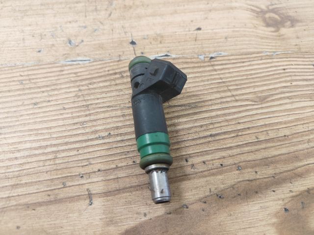 bontott MAZDA 2 Porlasztó (1 db)