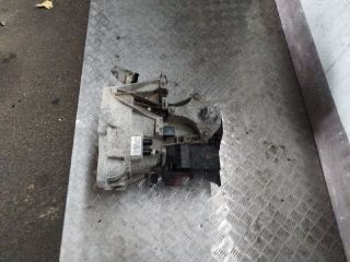 bontott MAZDA 2 Váltó (Mechanikus)