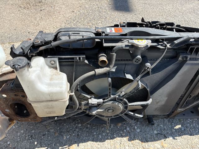 bontott MAZDA 2 Komplett Homlokfal (Részeivel)