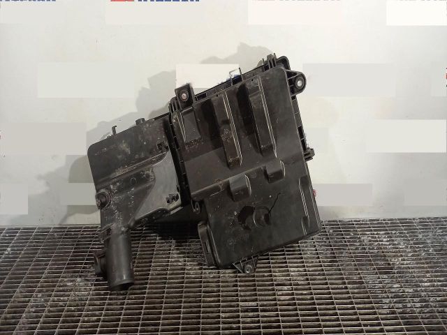 bontott MAZDA 2 Légszűrő Ház