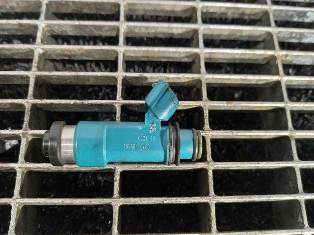 bontott MAZDA 2 Porlasztó (1 db)