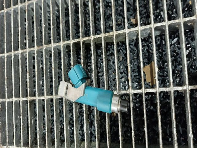 bontott MAZDA 2 Porlasztó (1 db)