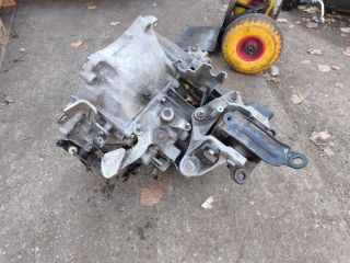 bontott MAZDA 2 Váltó (Mechanikus)