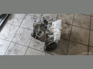 bontott MAZDA 2 Váltó (Mechanikus)