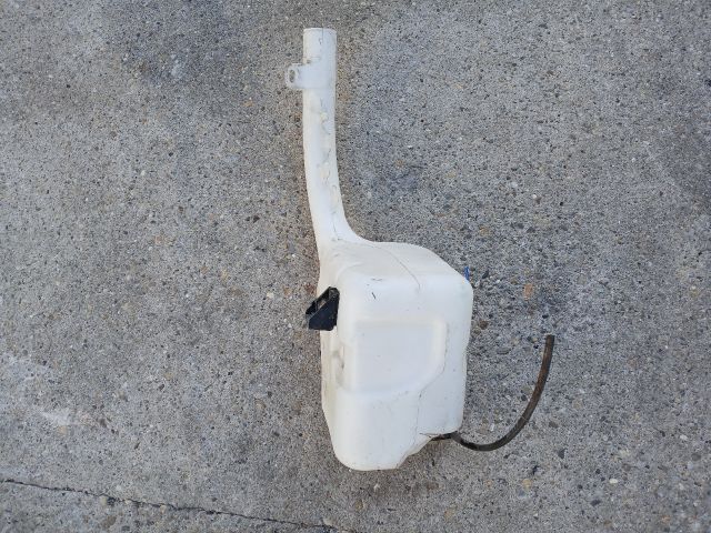 bontott MAZDA 2 Ablakmosó Tartály