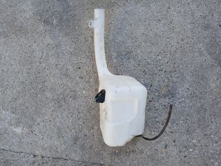 bontott MAZDA 2 Ablakmosó Tartály