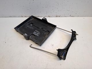 bontott MAZDA 2 Akkumulátor Tartó