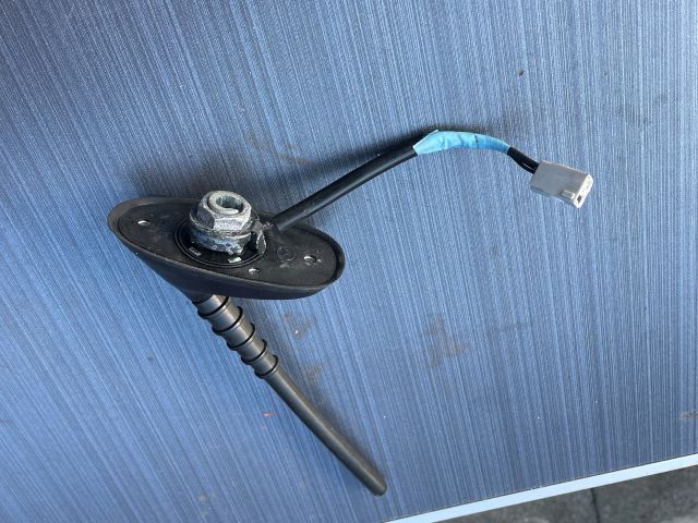 bontott MAZDA 2 Antenna