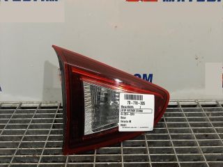 bontott MAZDA 2 Bal Belső Hátsó Lámpa