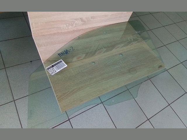 bontott MAZDA 2 Bal első Ablak