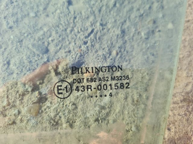 bontott MAZDA 2 Bal első Ablak