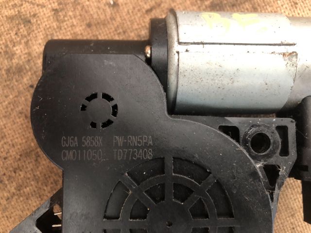 bontott MAZDA 2 Bal első Ablakemelő Motor