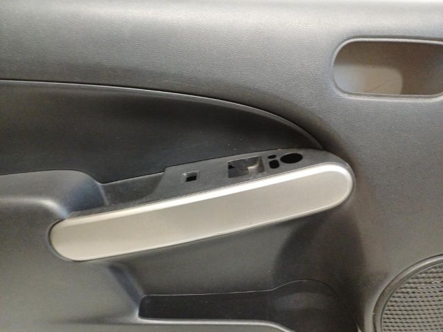 bontott MAZDA 2 Bal első Ajtó Kárpit