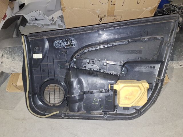 bontott MAZDA 2 Bal első Ajtó Kárpit