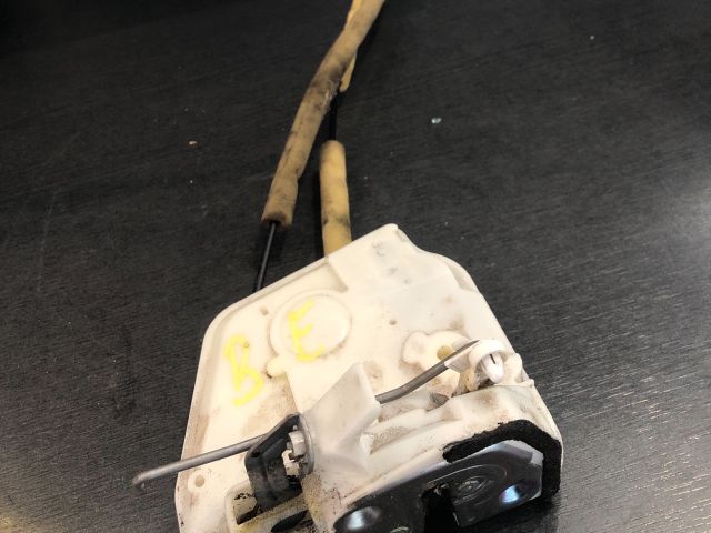 bontott MAZDA 2 Bal első Ajtózár