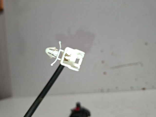 bontott MAZDA 2 Bal első Biztonsági Öv Csat